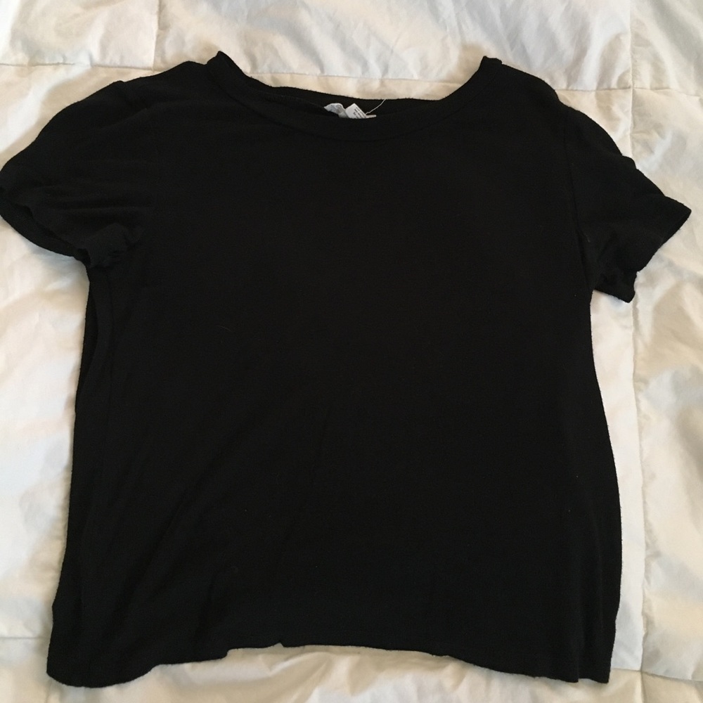 Black crop top
